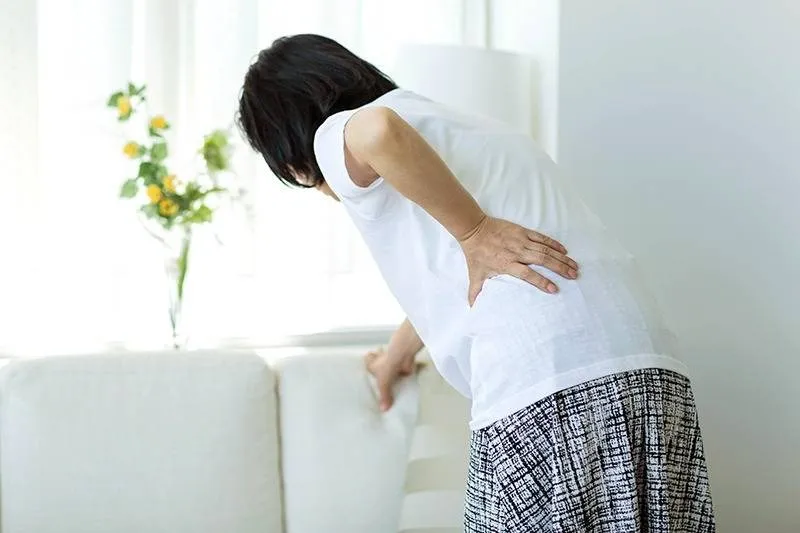 肩こりの原因と症状